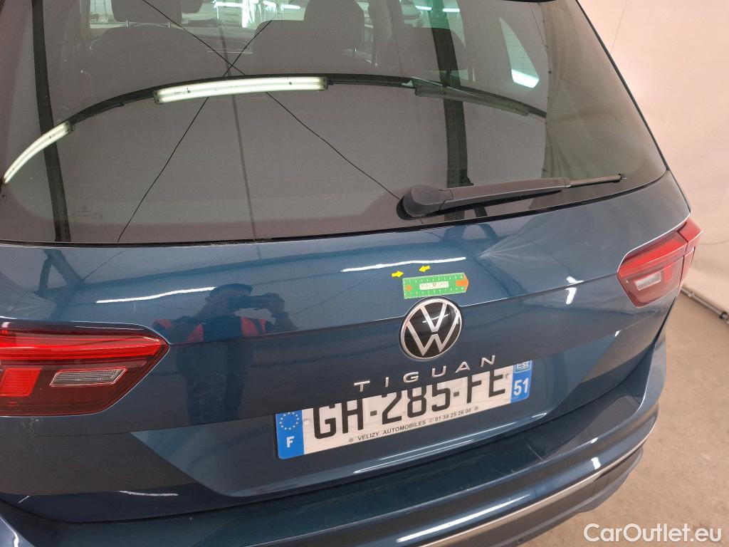  Volkswagen  Tiguan VOLKSWAGEN  / 2020 / 5P / SUV 2.0 TDI 150 DSG7 Life Business #17