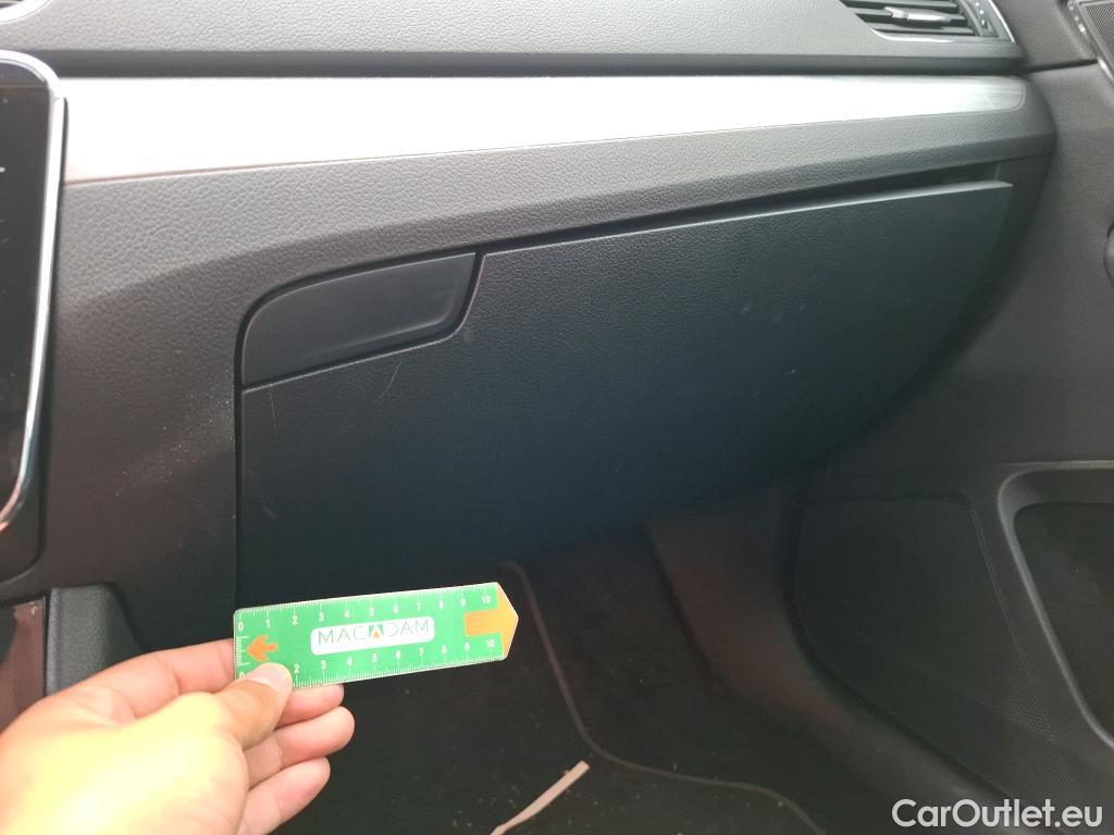  Skoda  Superb  Break Business 2.0 TDI 150CV BVA7 E6d #8