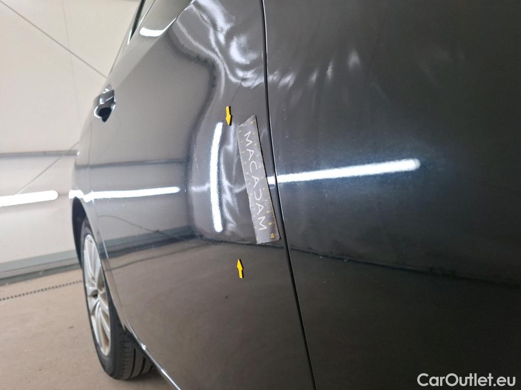  Peugeot  308 PEUGEOT  SW / 2017 / 5P / Break Puretech 110 S&S Active Business #16