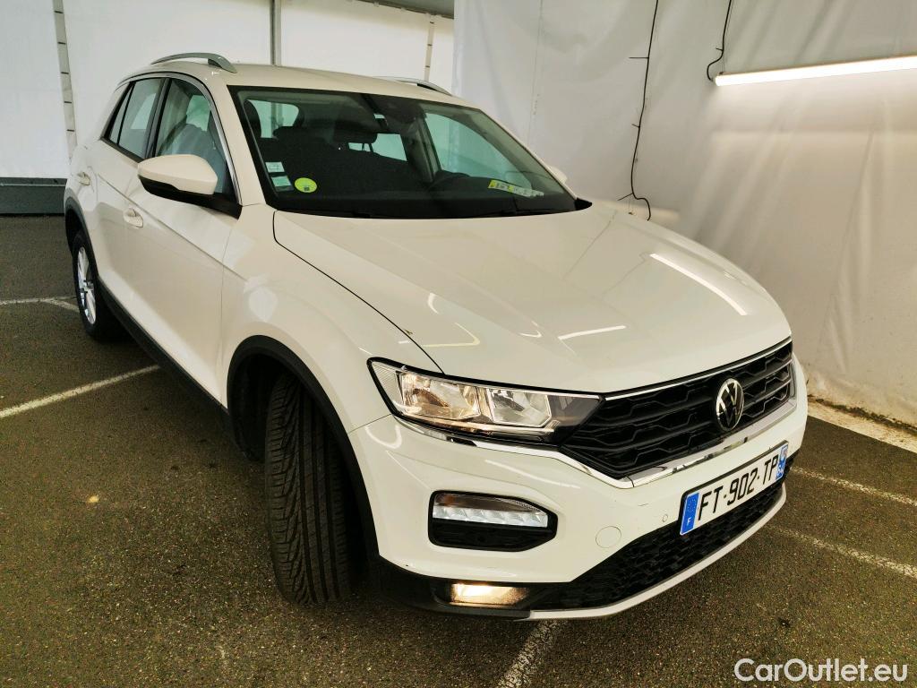  Volkswagen  T-ROC VOLKSWAGEN  / 2017 / 5P / SUV 2.0 TDI 150 LOUNGE BUSINESS DSG7 #9