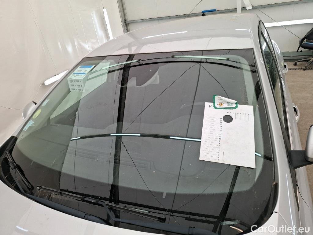  Renault  Megane  IV Berline 5pt. Business 1.5 dCi 115CV BVM6 E6dT #67