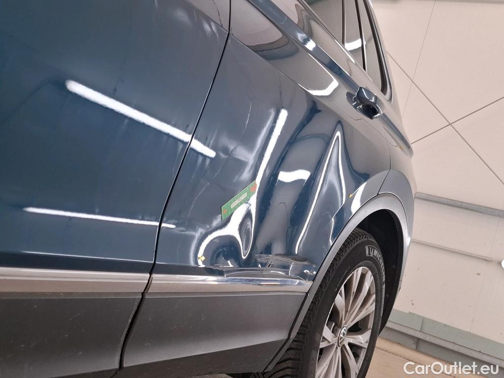  Volkswagen  Tiguan VOLKSWAGEN  / 2020 / 5P / SUV 2.0 TDI 150 DSG7 Life Business #2