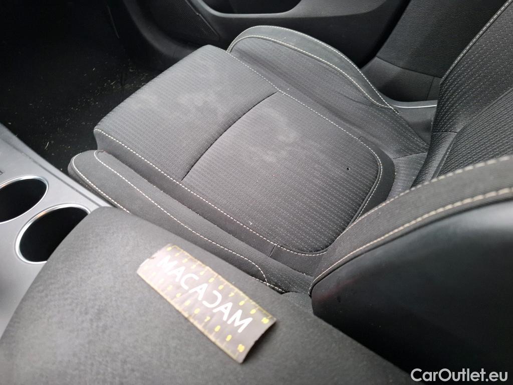  Renault  Megane  IV Berline 5pt. Business 1.5 dCi 115CV BVM6 E6dT #69