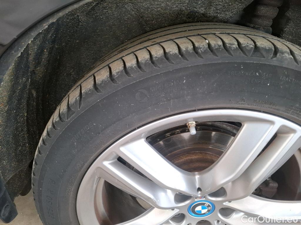  Bmw  X1 Série  xDrive 25 e Lounge 1.5 220CV BVA6 E6d / VO RECONDITIONNE - PHOTOS AVANT RECONDITIONNEMENT #19