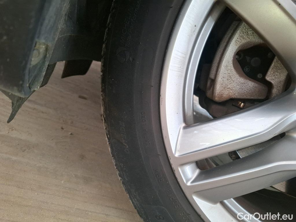  Bmw  X1 Série  xDrive 25 e Lounge 1.5 220CV BVA6 E6d / VO RECONDITIONNE - PHOTOS AVANT RECONDITIONNEMENT #30