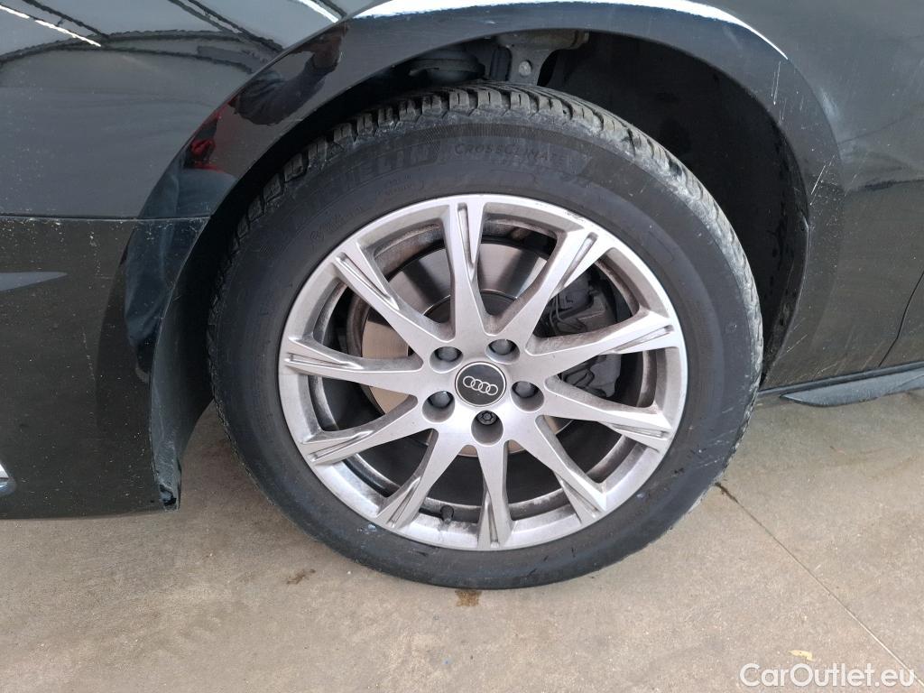  Audi  A4  Avant 30 TDI Business Line 2.0 TDI 135CV BVA7 E6d #9