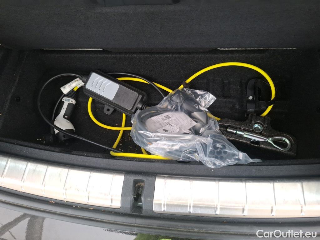  Bmw  X1 Série  xDrive 25 e Lounge 1.5 220CV BVA6 E6d / VO RECONDITIONNE - PHOTOS AVANT RECONDITIONNEMENT #10