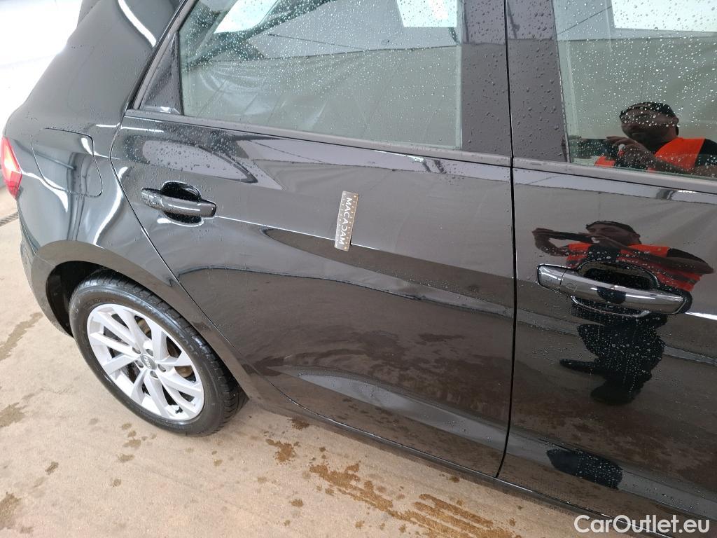  Audi  A1 Sportback  30 TFSI Business line 1.0 TFSI 115CV BVA7 E6dT #1