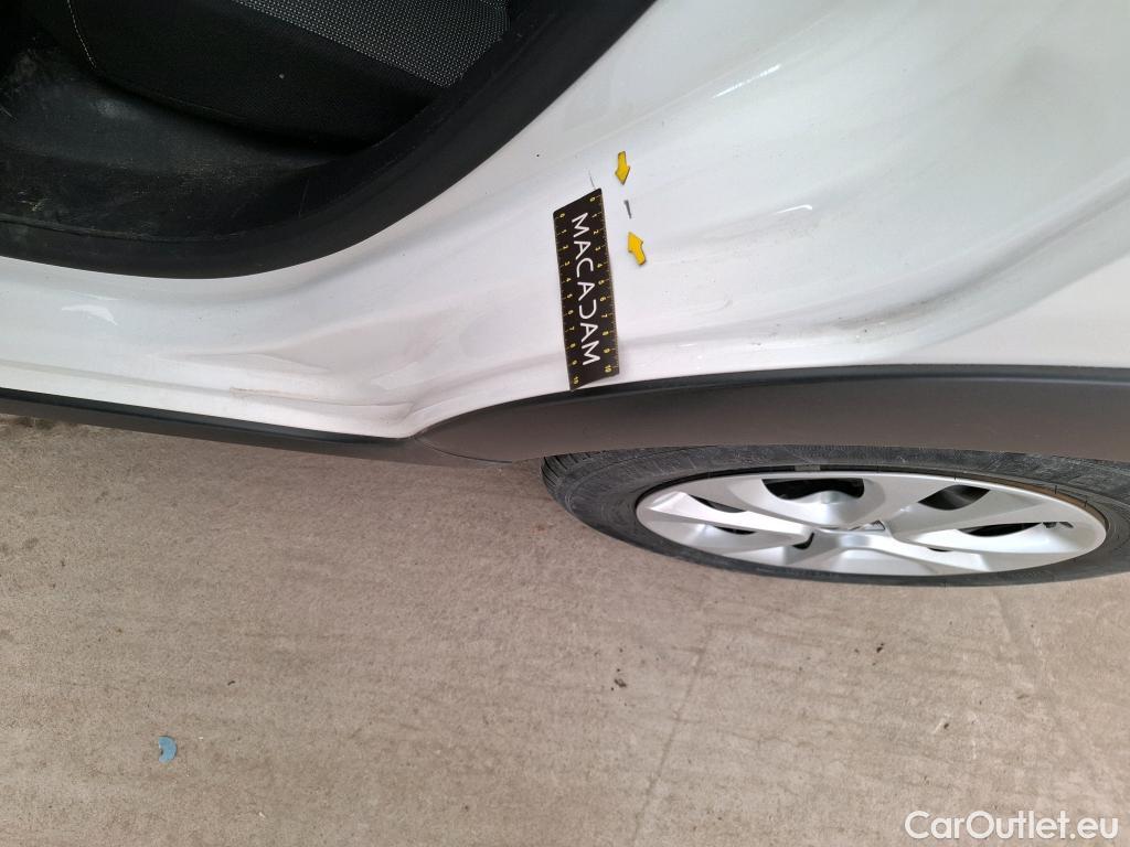  Citroen  C3  Feel 1.2 PureTech 80CV BVM5 E6 #4