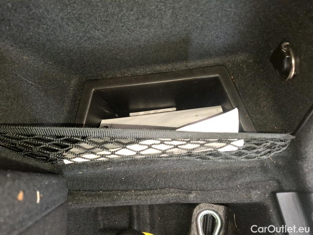  Bmw  X1 Série  xDrive 25 e Lounge 1.5 220CV BVA6 E6d / VO RECONDITIONNE - PHOTOS AVANT RECONDITIONNEMENT #11