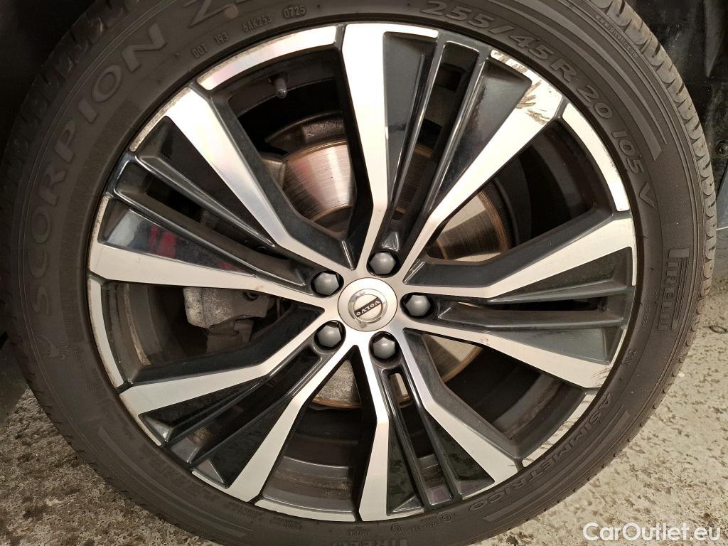  Volvo  XC60  Ultimate Dark 2WD 2.0 B4 195CV BVA8 E6d #4
