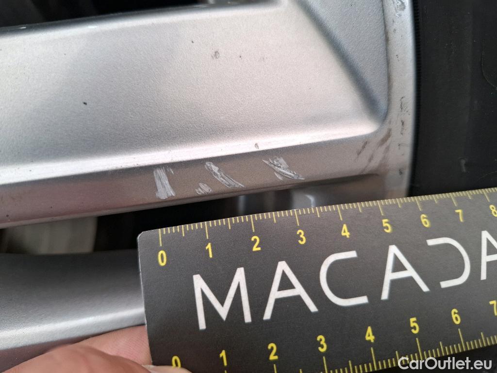  Bmw  X1 Série  xDrive 25 e Lounge 1.5 220CV BVA6 E6d / VO RECONDITIONNE - PHOTOS AVANT RECONDITIONNEMENT #42