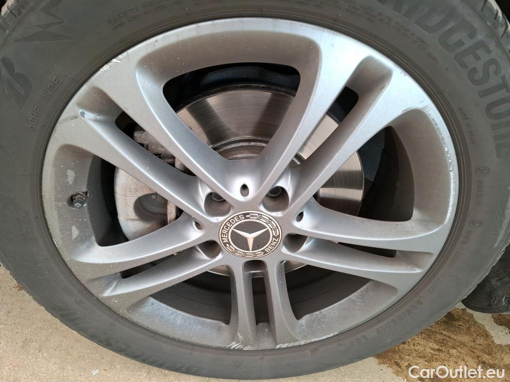  Mercedes  A-Klasse MERCEDES-BENZ Classe A Compact / 2018 / 5P / Berline A 200 Business Line 7G-DCT #15