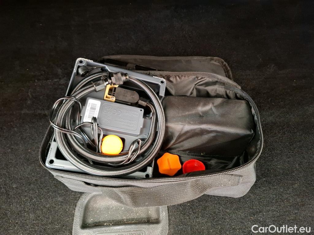  Hyundai  Tucson HYUNDAI  / 2020 / 5P / SUV 1.6 CRDI 136 DCT-7 HYBRID 48V CREATIVE / VO RECONDITIONNE - PHOTOS AVANT RECONDITIONNEMENT #6