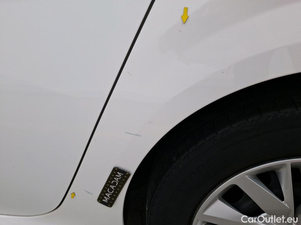  Peugeot  208  Premium 1.5 HDi 100CV BVM6 E6d #50