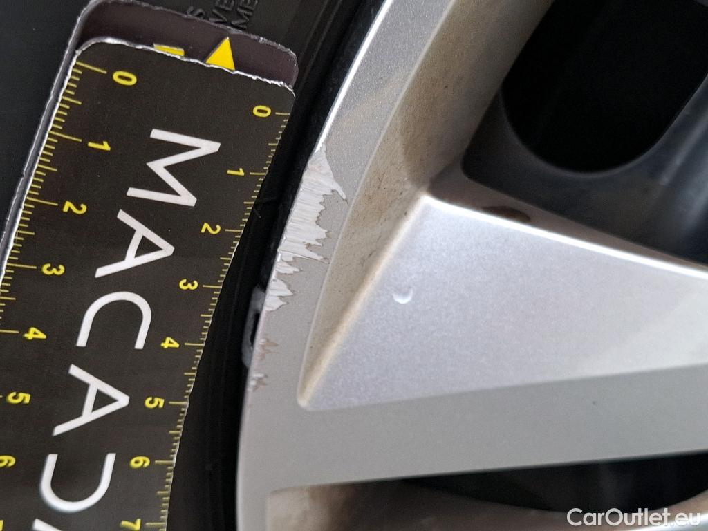  Peugeot  208  Premium 1.5 HDi 100CV BVM6 E6d #56