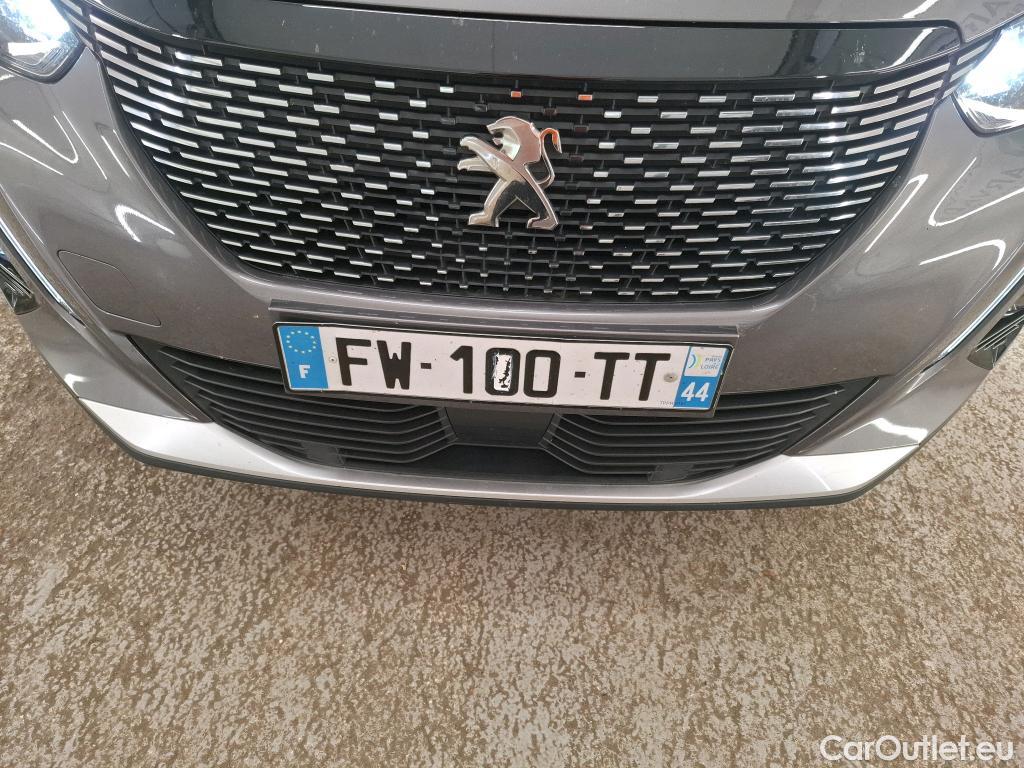  Peugeot  2008  Allure Business 1.2 PureTech 130CV E6d #17