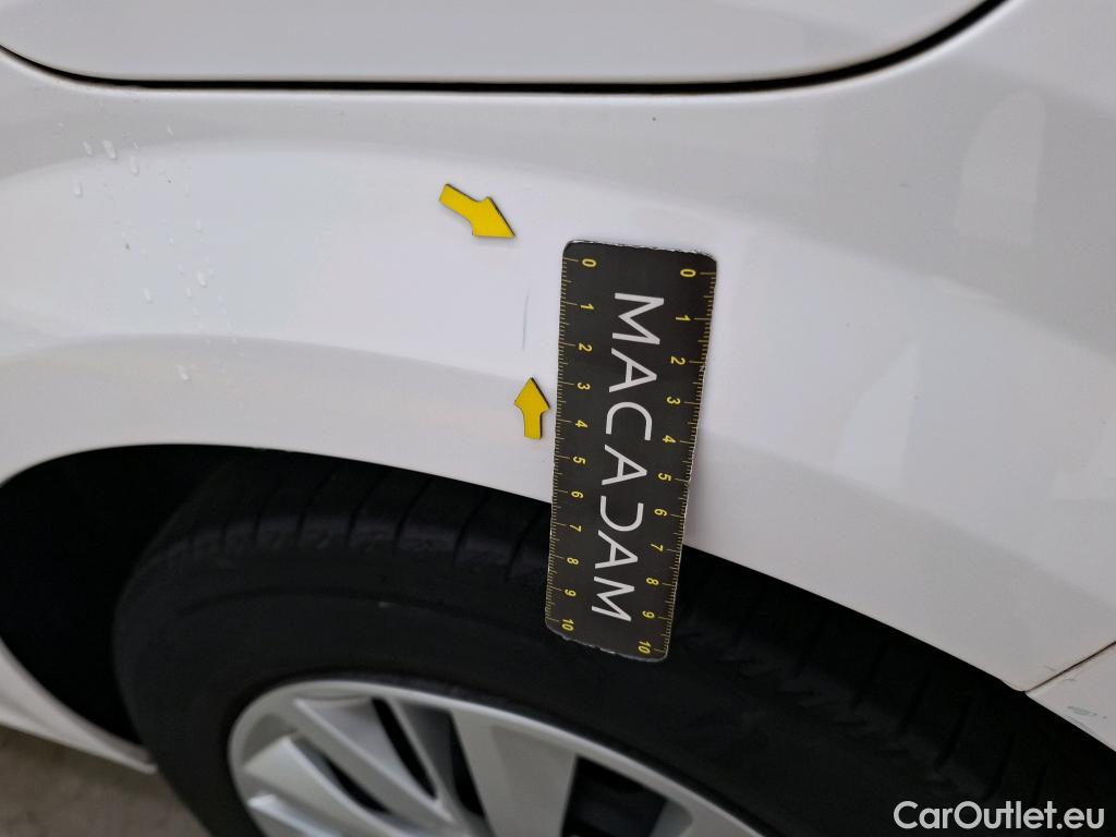  Peugeot  208  Premium 1.5 HDi 100CV BVM6 E6d #51