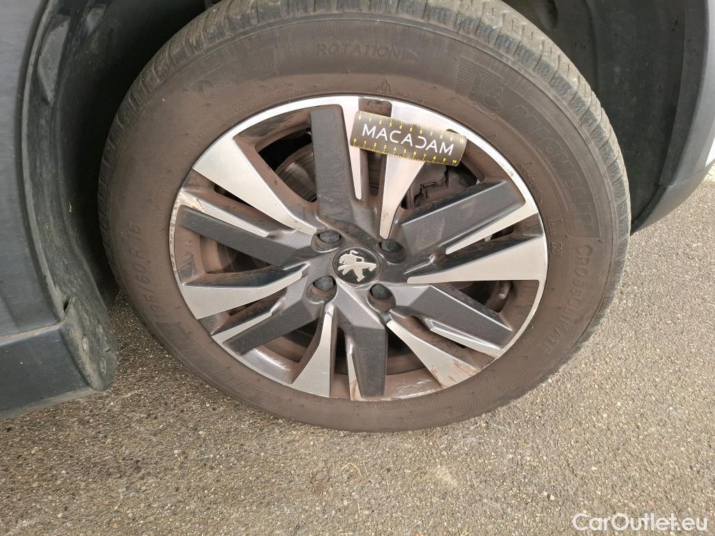  Peugeot  2008  Allure Business 1.2 PureTech 130CV BVM6 E6dT #1