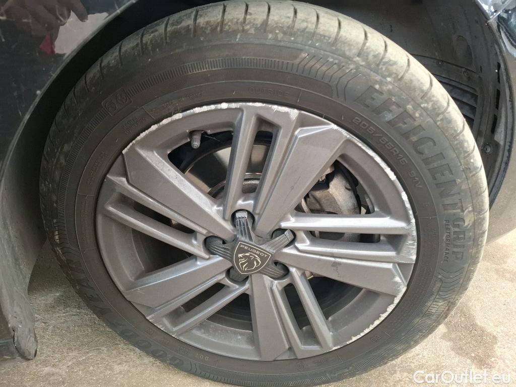  Peugeot  308 PEUGEOT  / 2021 / 5P / Berline PureTech 130 S&S EAT8 ACTIVE PACK #16