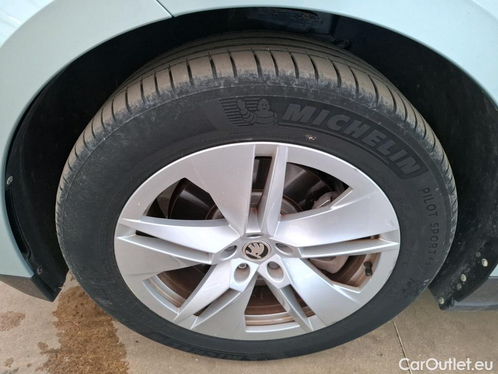  Skoda  ENYAQ SKODA  / 2020 / 5P / SUV iV 80 #30