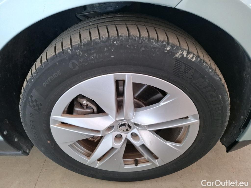  Skoda  ENYAQ SKODA  / 2020 / 5P / SUV iV 80 #38