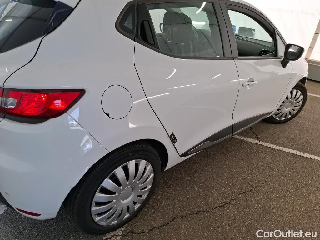  Renault  Clio  IV Business 0.9 TCe 90CV BVM5 E6 #1
