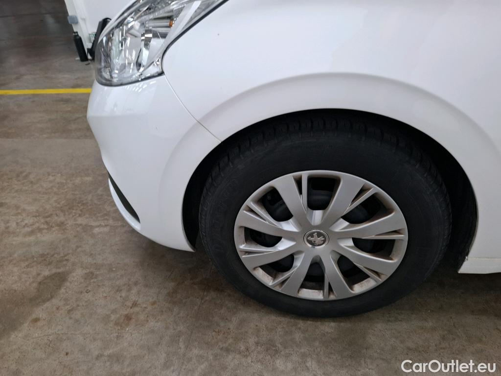 Peugeot  208  Affaire Premium Pack 1.5 HDi 100CV BVM5 E6dT #49
