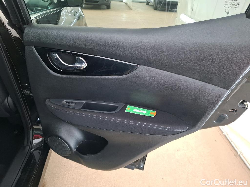  Nissan  Qashqai NISSAN  / 2017 / 5P / Crossover 1.5 DCI 115 DCT Business+ #9