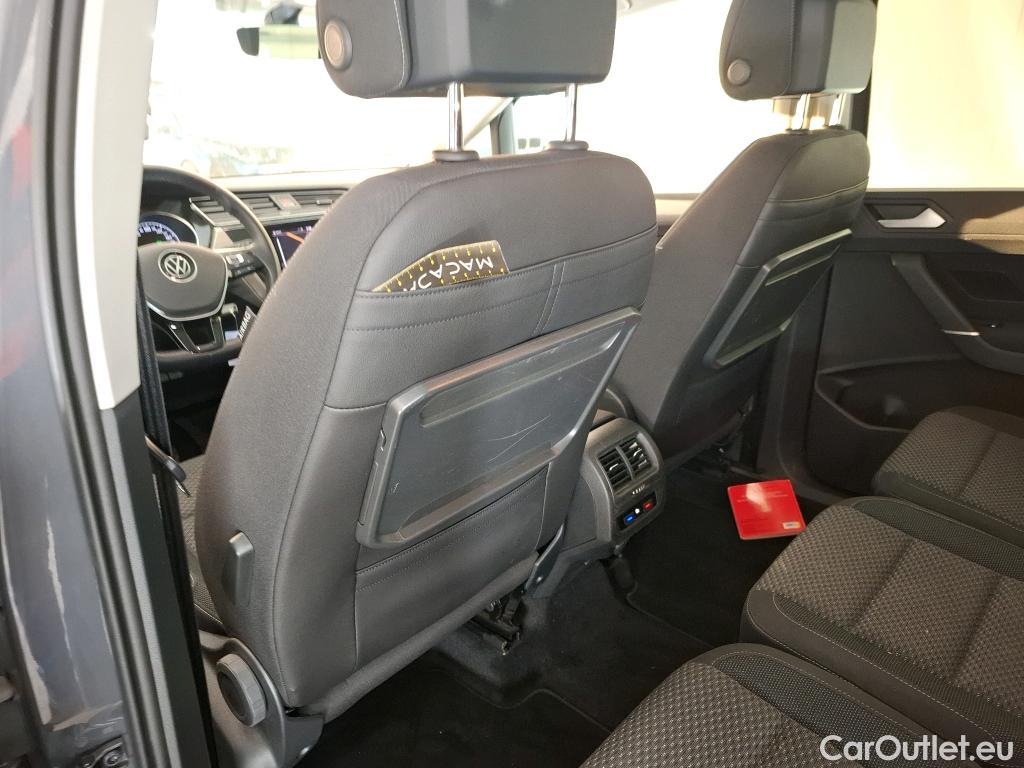  Volkswagen  Touran  Lounge Business BMT/Start-Stopp 2.0 TDI 150CV BVA7 E6d #11