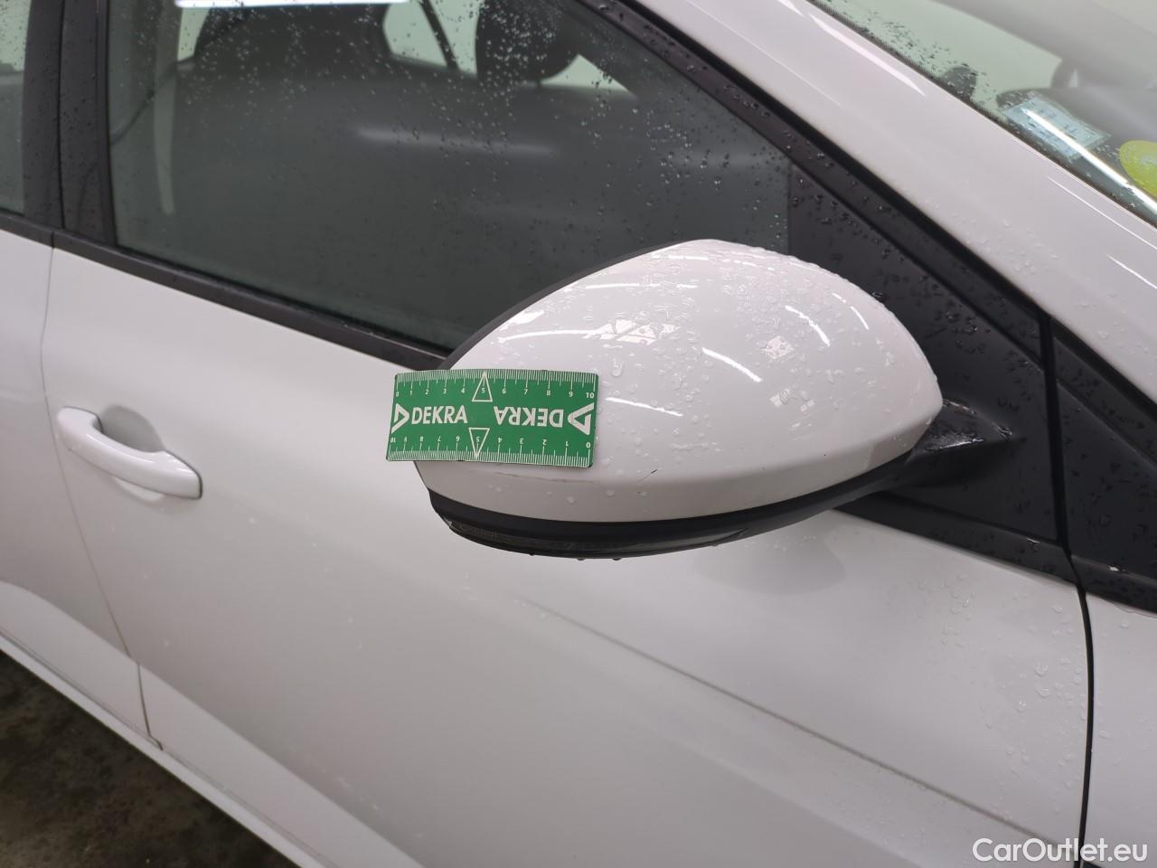  Renault  Megane  IV Berline 5pt. Société Air Nav 1.5 dCi 90CV BVM6 E6 #29