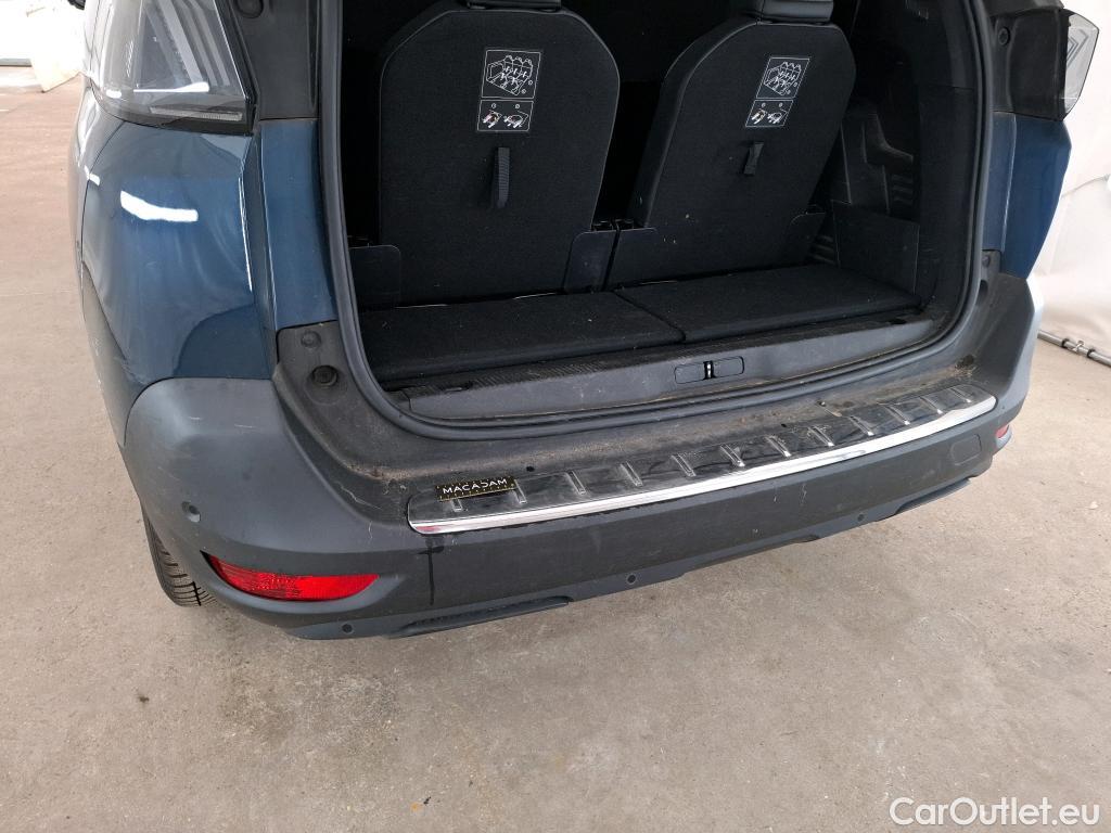  Peugeot  5008  Allure Pack 1.5 HDi 130CV BVA8 7 Sieges E6d #67
