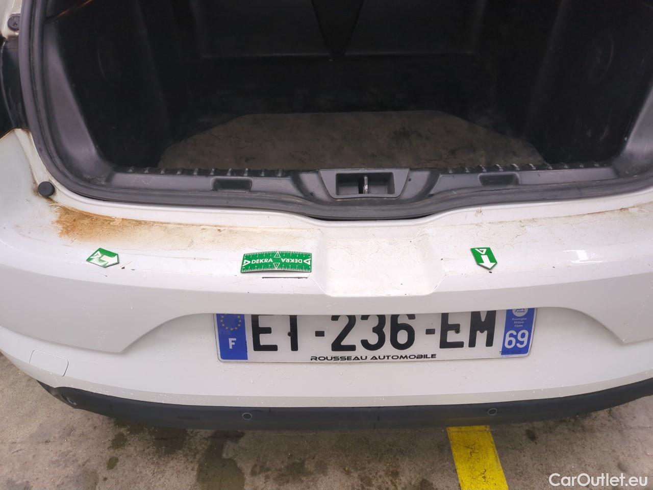  Renault  Megane  IV Berline 5pt. Société Air Nav 1.5 dCi 90CV BVM6 E6 #22
