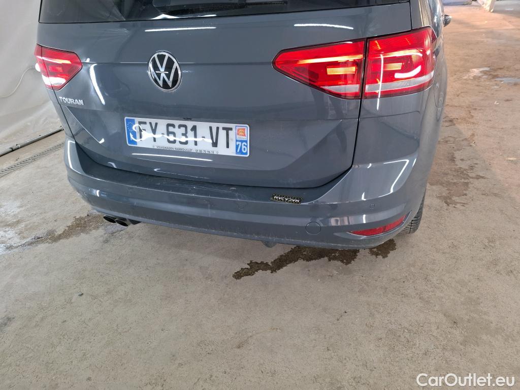  Volkswagen  Touran  Lounge Business BMT/Start-Stopp 2.0 TDI 150CV BVA7 E6d #1