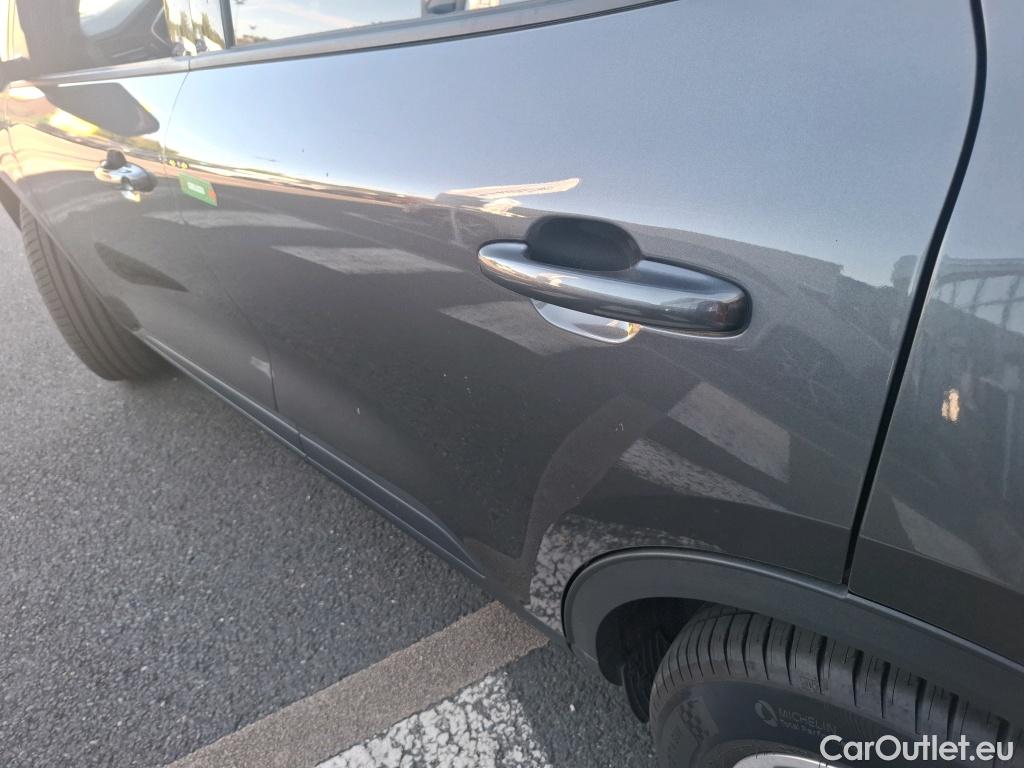 Ford  Kuga FORD  / 2019 / 5P / SUV 2.5 190 hybrid Flexifuel Pshift Titanium #26