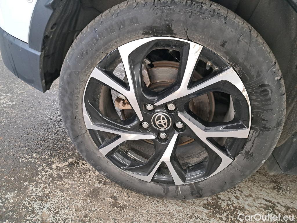  Toyota  C-HR TOYOTA  / 2016 / 5P / SUV 2.0 HYBRIDE 184 COLLECTION #9