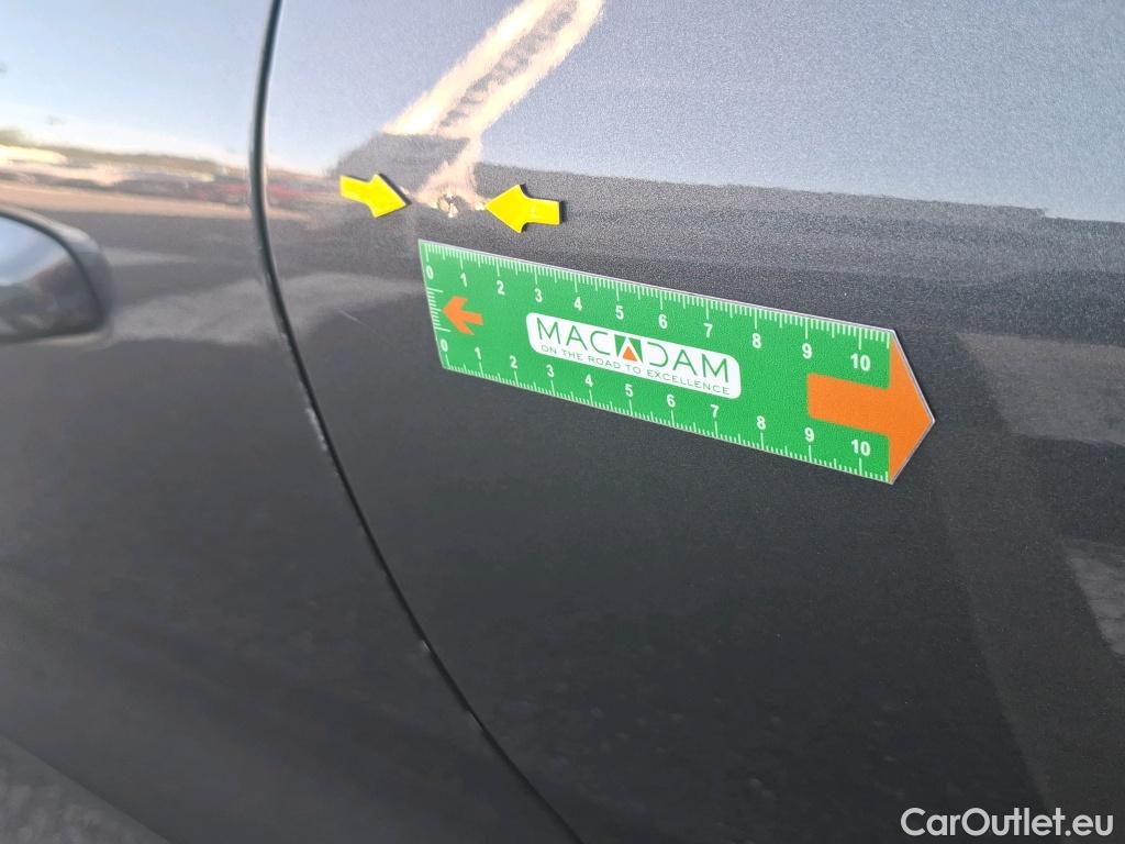  Ford  Kuga FORD  / 2019 / 5P / SUV 2.5 190 hybrid Flexifuel Pshift Titanium #27