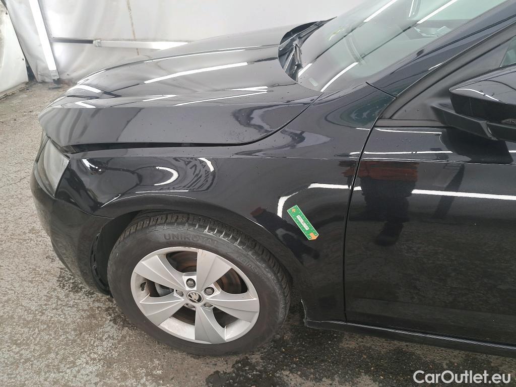  Skoda  Octavia  Combi Business 1.0 TSI 115CV BVA7 E6 #14