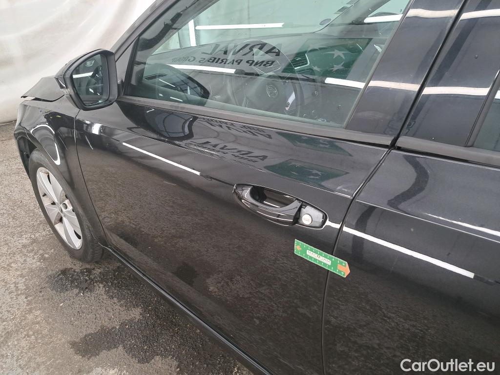  Skoda  Octavia  Combi Business 1.0 TSI 115CV BVA7 E6 #31