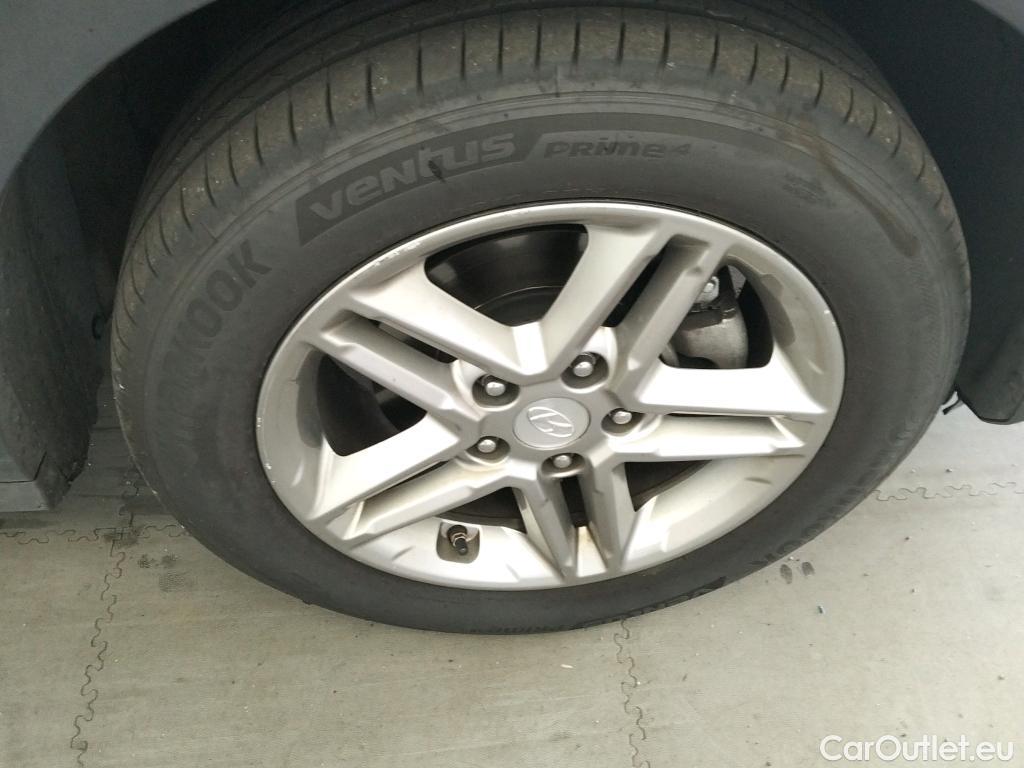  Hyundai  Konna HYUNDAI Kona / 2017 / 5P / todoterreno 1.0 TGDi Klass 4x2 #5