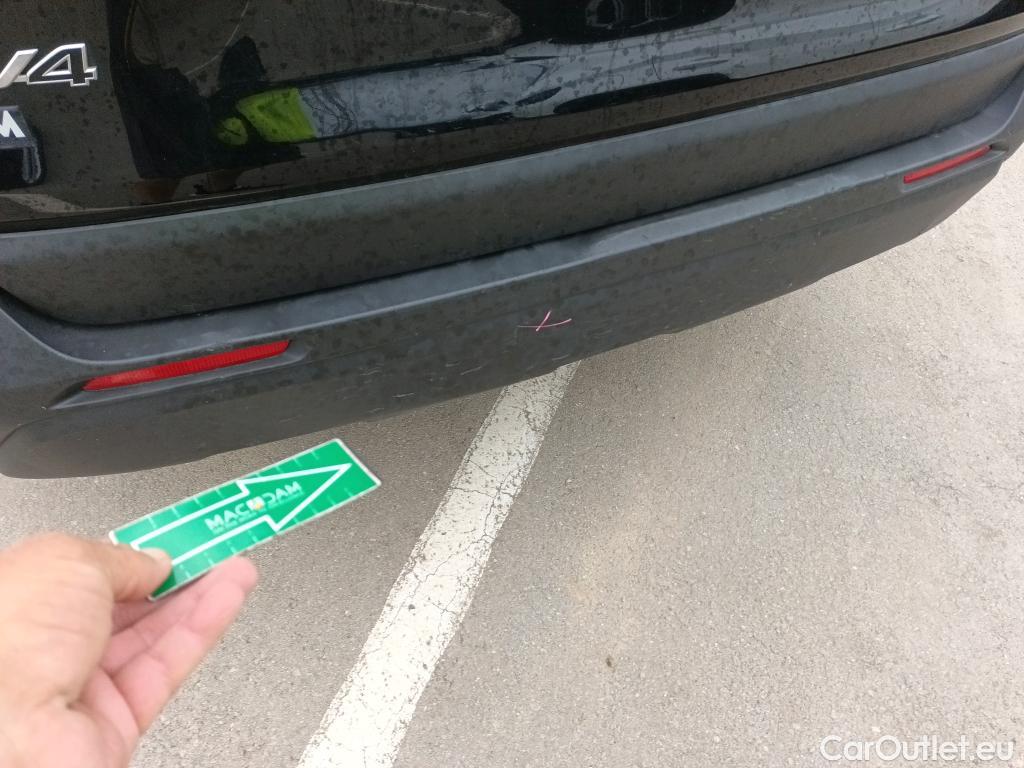  Toyota  RAV4 TOYOTA  / 2018 / 5P / todoterreno 2.5l 220H Business #15