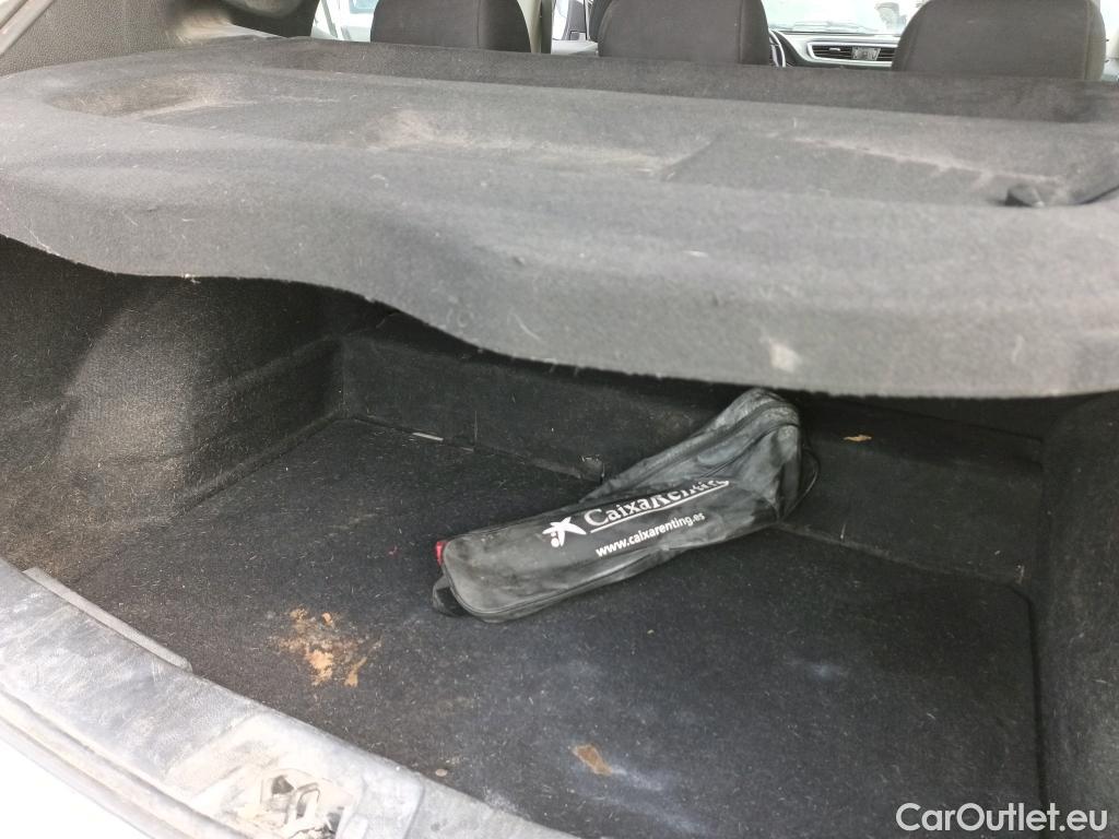  Nissan  Qashqai NISSAN  / 2017 / 5P / todoterreno DIG-T 103 kW (140 CV) E6D ACENTA (AC) #15