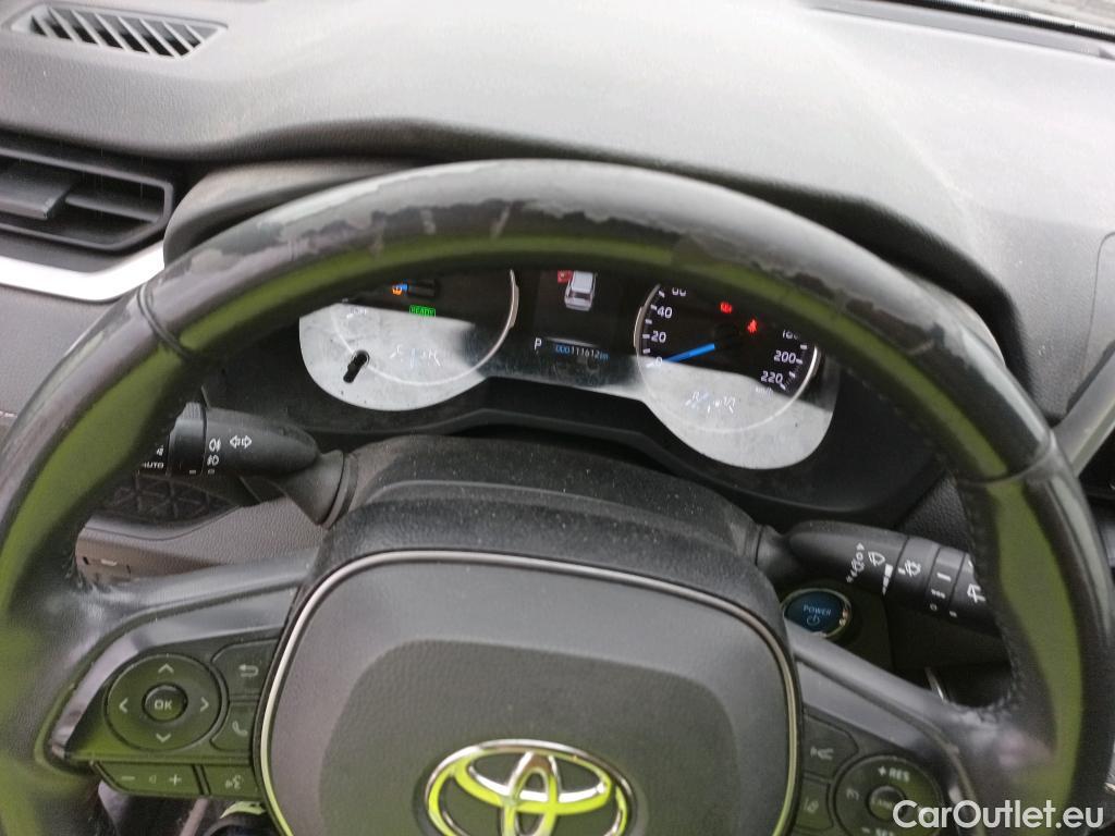  Toyota  RAV4 TOYOTA  / 2018 / 5P / todoterreno 2.5l 220H Business #23