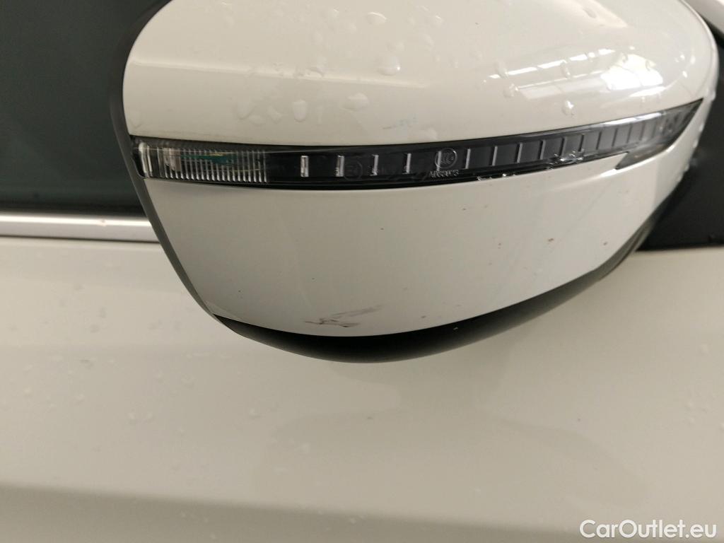  Nissan  Qashqai NISSAN  / 2017 / 5P / todoterreno dCi 85 kW (115 CV) E6D ACENTA #21
