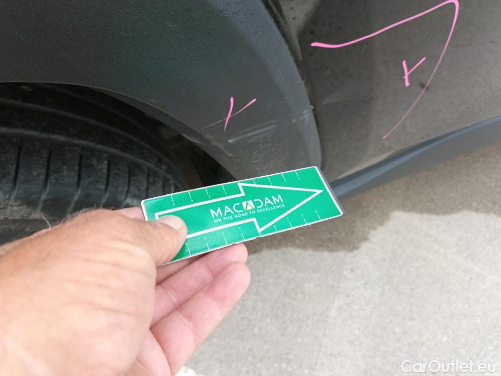  Toyota  RAV4 TOYOTA  / 2018 / 5P / todoterreno 2.5l 220H Business #35