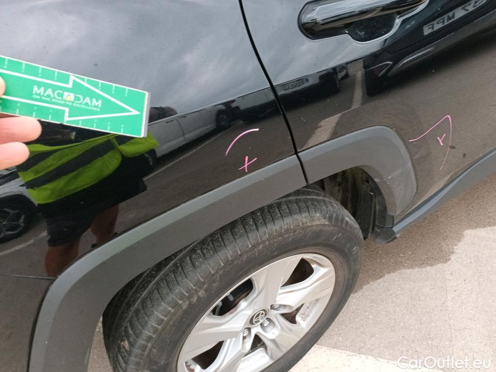  Toyota  RAV4 TOYOTA  / 2018 / 5P / todoterreno 2.5l 220H Business #13