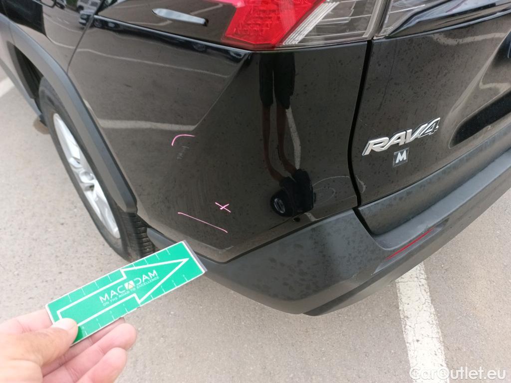  Toyota  RAV4 TOYOTA  / 2018 / 5P / todoterreno 2.5l 220H Business #25