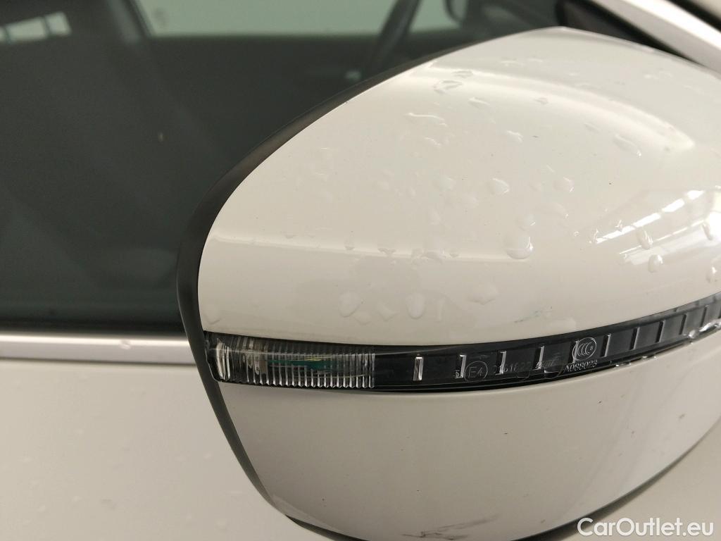  Nissan  Qashqai NISSAN  / 2017 / 5P / todoterreno dCi 85 kW (115 CV) E6D ACENTA #19