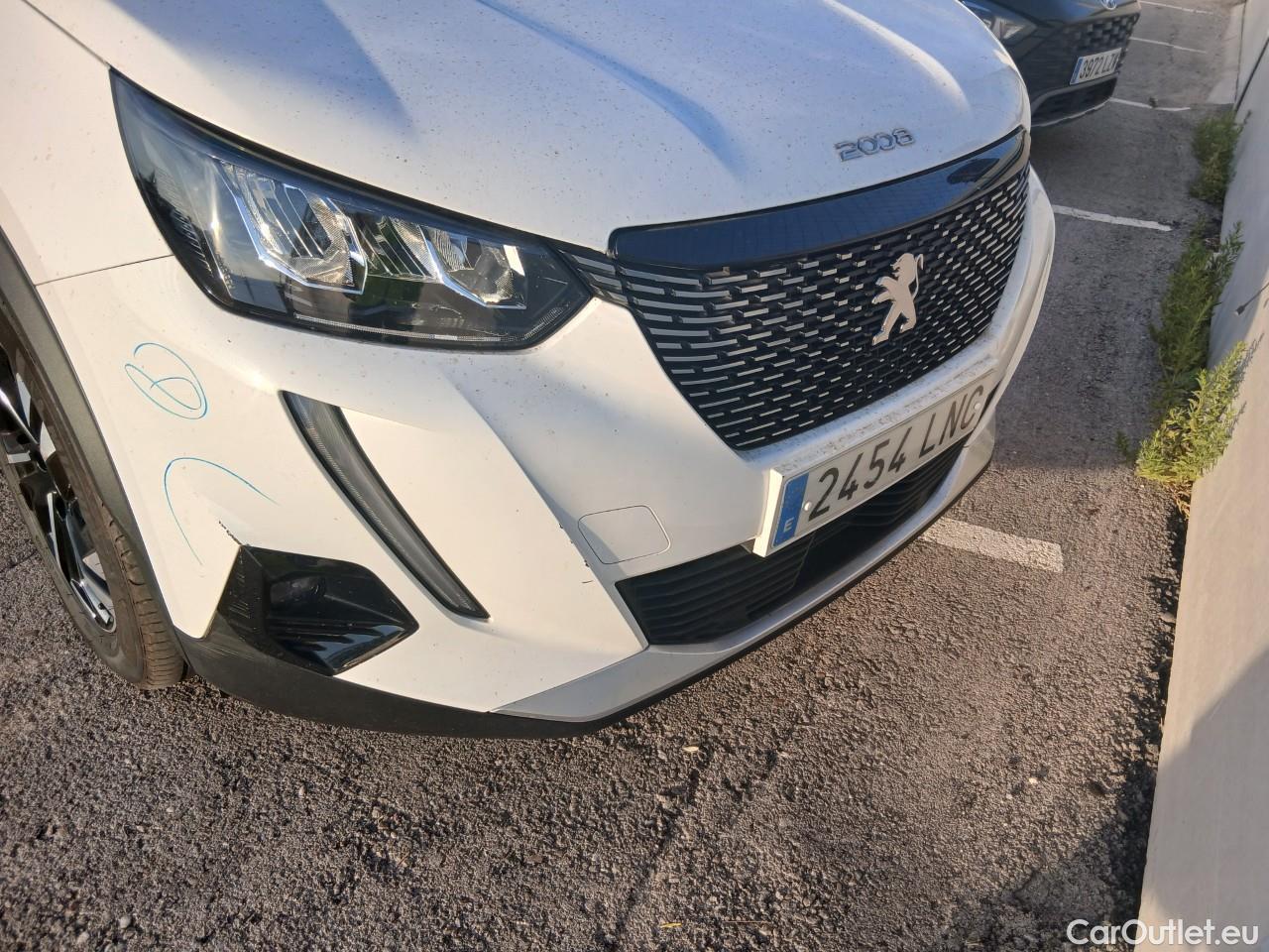  Peugeot  2008  Allure Pack 1.5 HDi 110CV MT6 E6d #4