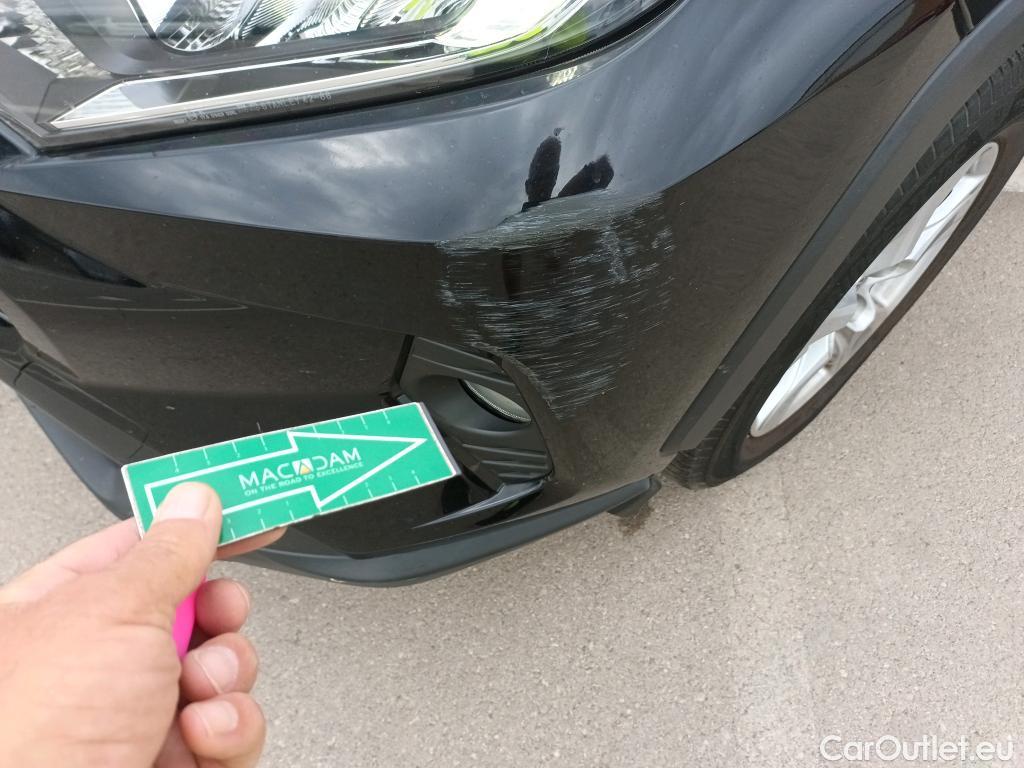  Toyota  RAV4 TOYOTA  / 2018 / 5P / todoterreno 2.5l 220H Business #29